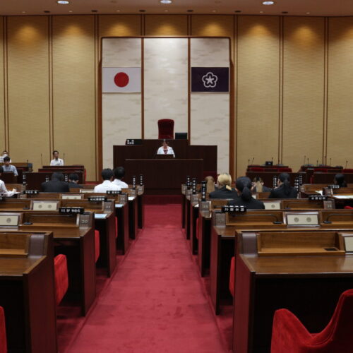 北九州市議会見学